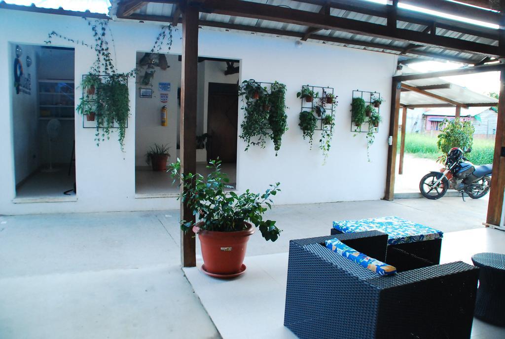 Hotel Utueane Leticia Exterior foto